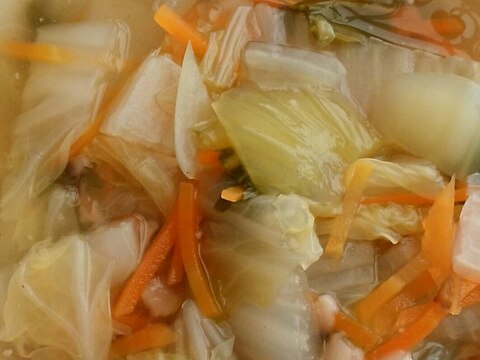野菜たっぷり(*ˊ˘ˋ*)♪中華スープ